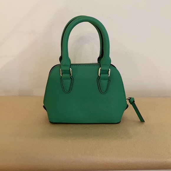 Steve Madden Cross Body Bag - Picture 3 of 10